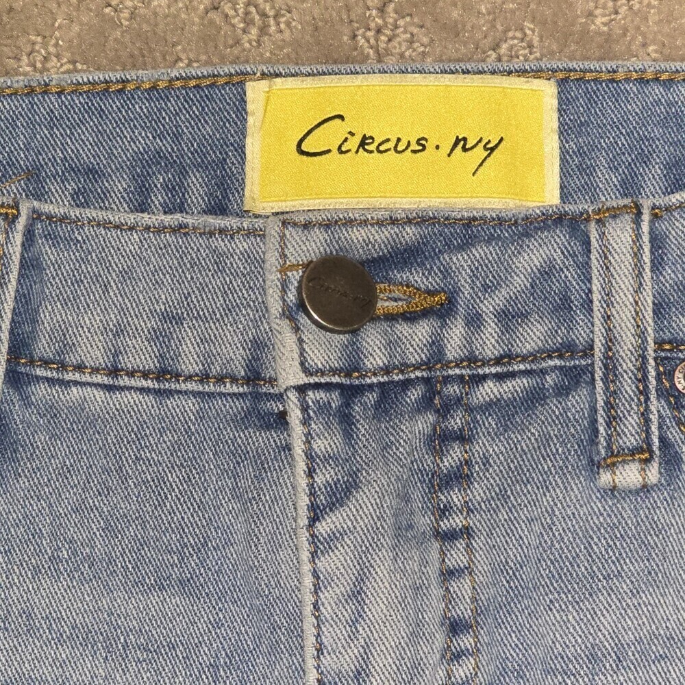 Circus by Sam Edelman Women 31 High Rise Relaxed Straight Jeans Distressed Hem - Picture 3 of 16